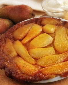 Тонкий грушевый тарт с корицей