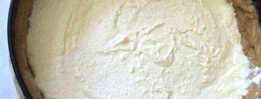 творожной тарт со смородиной и мягкой меренгой. Шаг 7