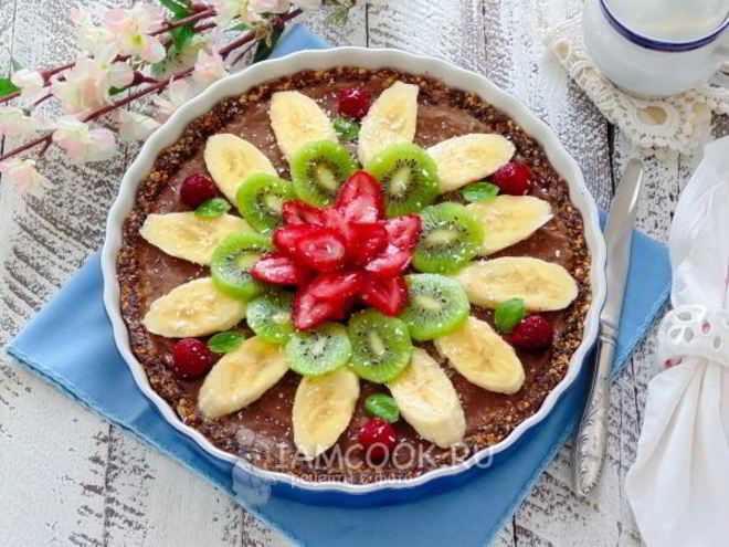 Рецепт вегетарианского тарта с бананом и авокадо