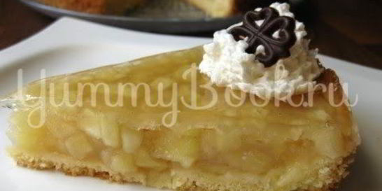 Заливной яблочный тарт с вином