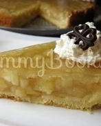 Заливной яблочный тарт с вином