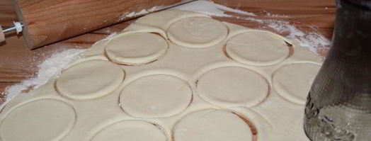 творожные цветочки с вареньем. Шаг 2