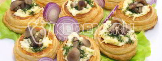 волованы с сырной начинкой и грибами. Шаг 10