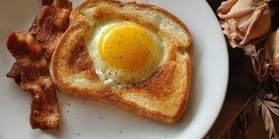 Яичница в хлебе
