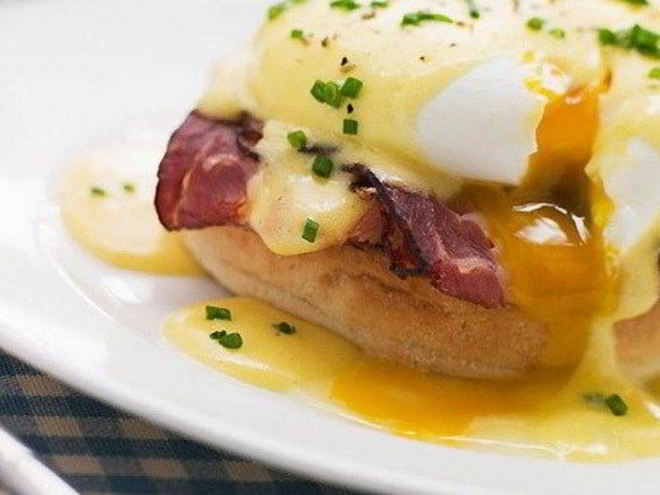 Рецепт яйца по-бенедиктински с ветчиной
