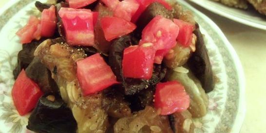 Закуска из баклажанов с огурцами и специями