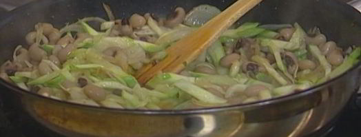 закуска из фасоли с цукини и спаржей. Шаг 5