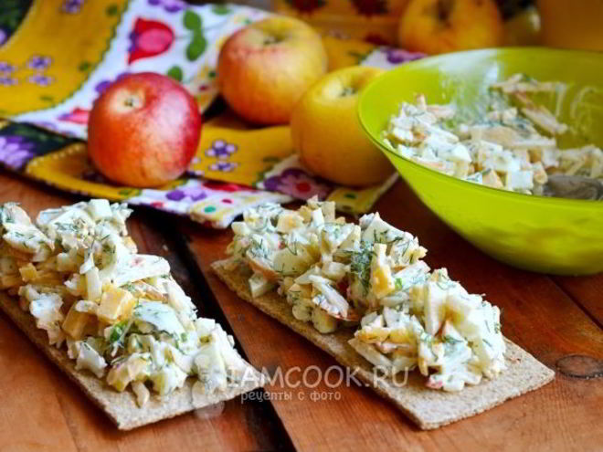 Рецепт закуски из яблок и сыра