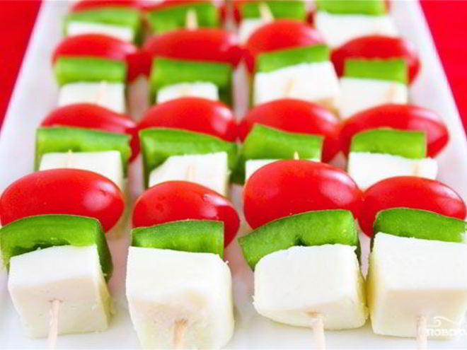 Рецепт закуска на шпажках на новый год