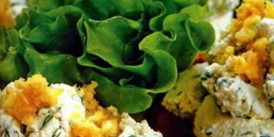 Закуска с копченой рыбой