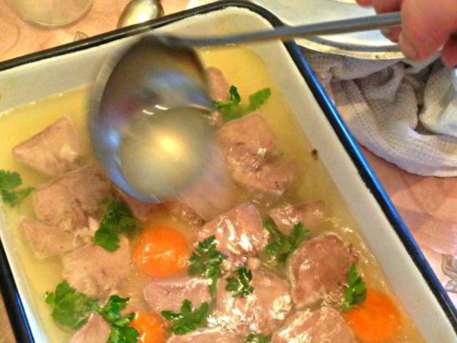 Рецепт заливного из языка