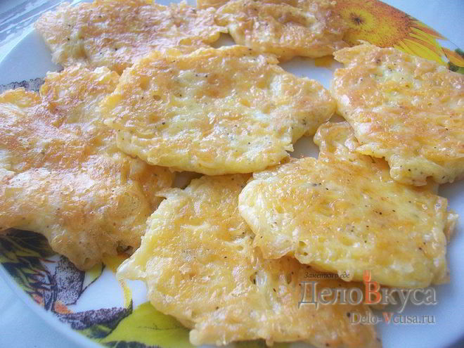 Рецепт жареного сыра с яйцом